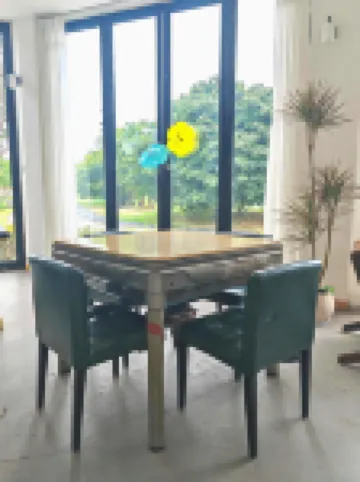 Lakeside Bliss Courtyard