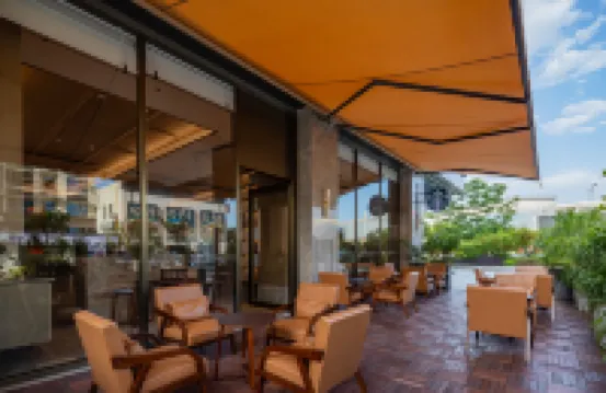 Wanhua International Hotel (Enshi Cultural Plaza Airport) Hotels in Enshi City