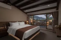 Floral Dawn Riverside Haven