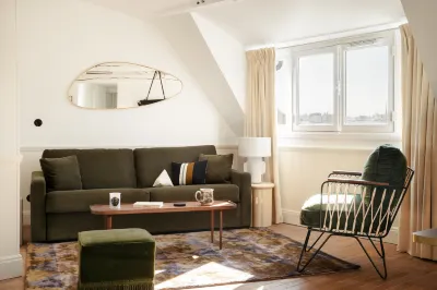 My Maison in Paris - Louvre