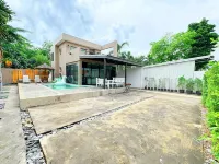 Mountain Private Pool Villa-Bangsaen