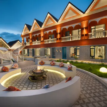 Yunli Homestay in Tekes County