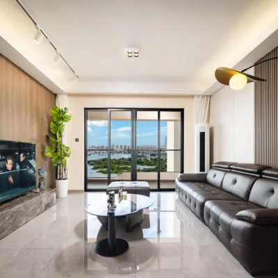 Floral Hotel·Weilan Hotel Hotels near Danzhou Millennium Ancient Salt Field