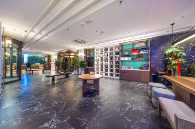 Binhe International Hotel (Dunhuang Night Market) Hotels near Dunhuangmiao Street