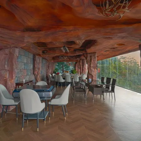 Nantai Wofoshan Cliff Cave Homestay