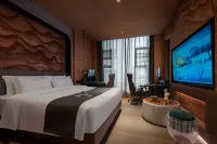 IS Chang E-sport Hotel (Wuyi Square IFS International Financial Center)