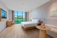 Pinrui Hotel (Yili Gongliu County People's Square Spruce Times)