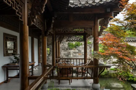 Xidi Miao Shang Ju · Fangyuan Vacation Homestay