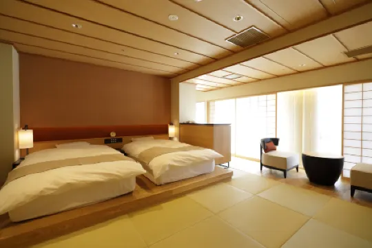 奧湯河原山翠樓酒店