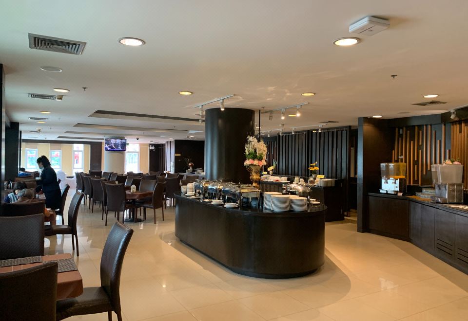 Wangchan Riverview HotelOver view