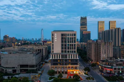 JI Hotel (Nanchang Honggutan Mixc) Hotel in zona Nanchang Hangkong University Gymnasium