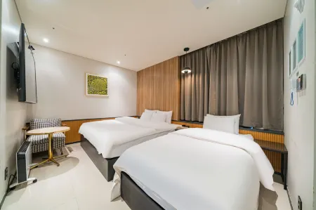 Incheon Brown Dot Soraepogu Branch Отели рядом с достопримечательностью «Большой инчхонский парк»