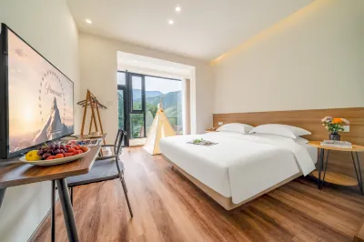 Tonglu | Four Seasons in the Mountains and Wilderness | Travel Secrets | Designer Vacation Villas Hotels in Bai Yunyuan Resort