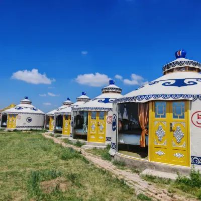 Xilamuren Green Sea Blue Sky Homestay Hotels near Xilamuren Grassland Saihantala Ranch