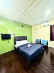Marang Guesthouse Resort Hotel a Rusila