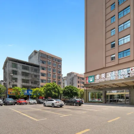 Venice International Hotel