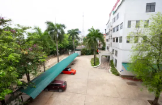 Kim Thanh Hotel, Vinh Phuc - Near Heron Lake Golf, DAM Vac فنادق في 
