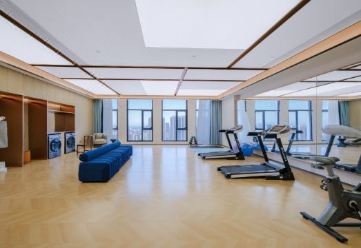 2. 첸펑 호텔 (칭..