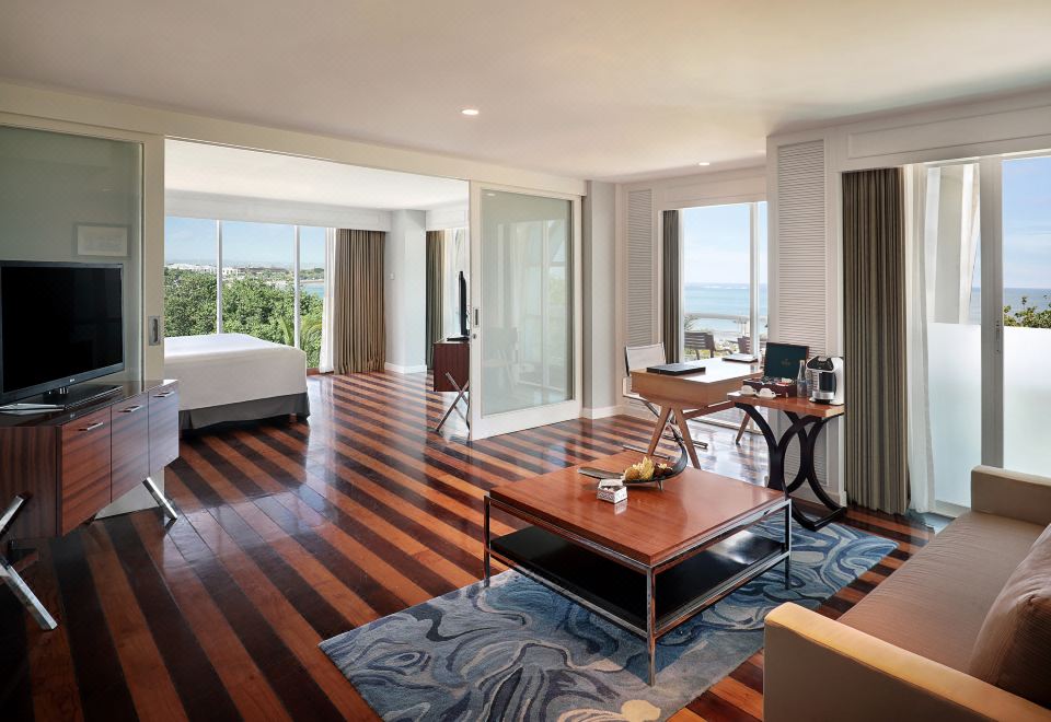 4. 더 쿠타 비치 ..