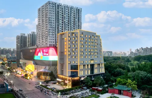 Xiyun Styles (Zhengzhou Erqi Square David City)