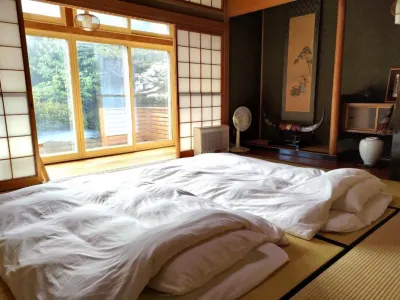 Old Garden House Sapporo Hiragishi Hotels near OFF HOUSE Sapporo Nango 20 Chome Shop