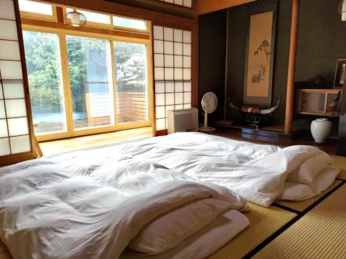 Old Garden House Sapporo Hiragishi - Bungalows