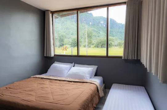 ห้องดีลักซ์ เตียงควีน