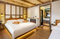 Badai Homestay(Kanas Scenic Area Store) Hotels near Kanas Tuva Village