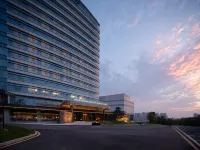 Howard Johnson Liquor Capital Hotel luzhou Hotels near Moore International