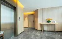 Yanting Yuefeng Zhixuan Hotel