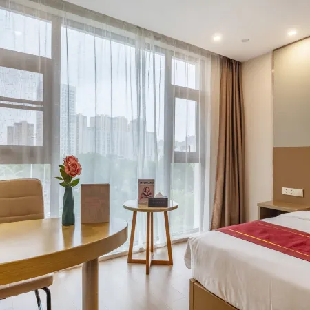 Via Business Hotel (Bengbu High Speed Railway Station)