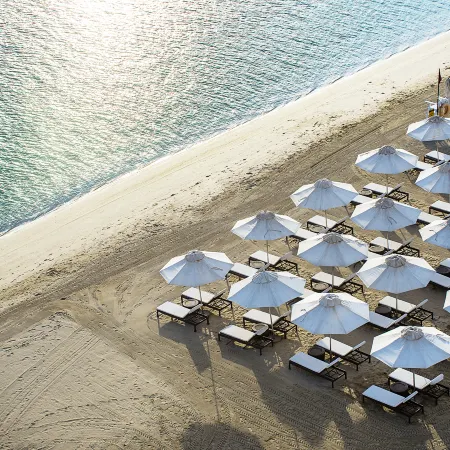 The Ritz-Carlton Abu Dhabi, Grand Canal