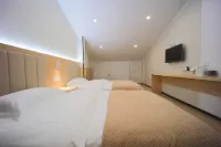 Qingmucun Hanshuanwu Boutique Homestay