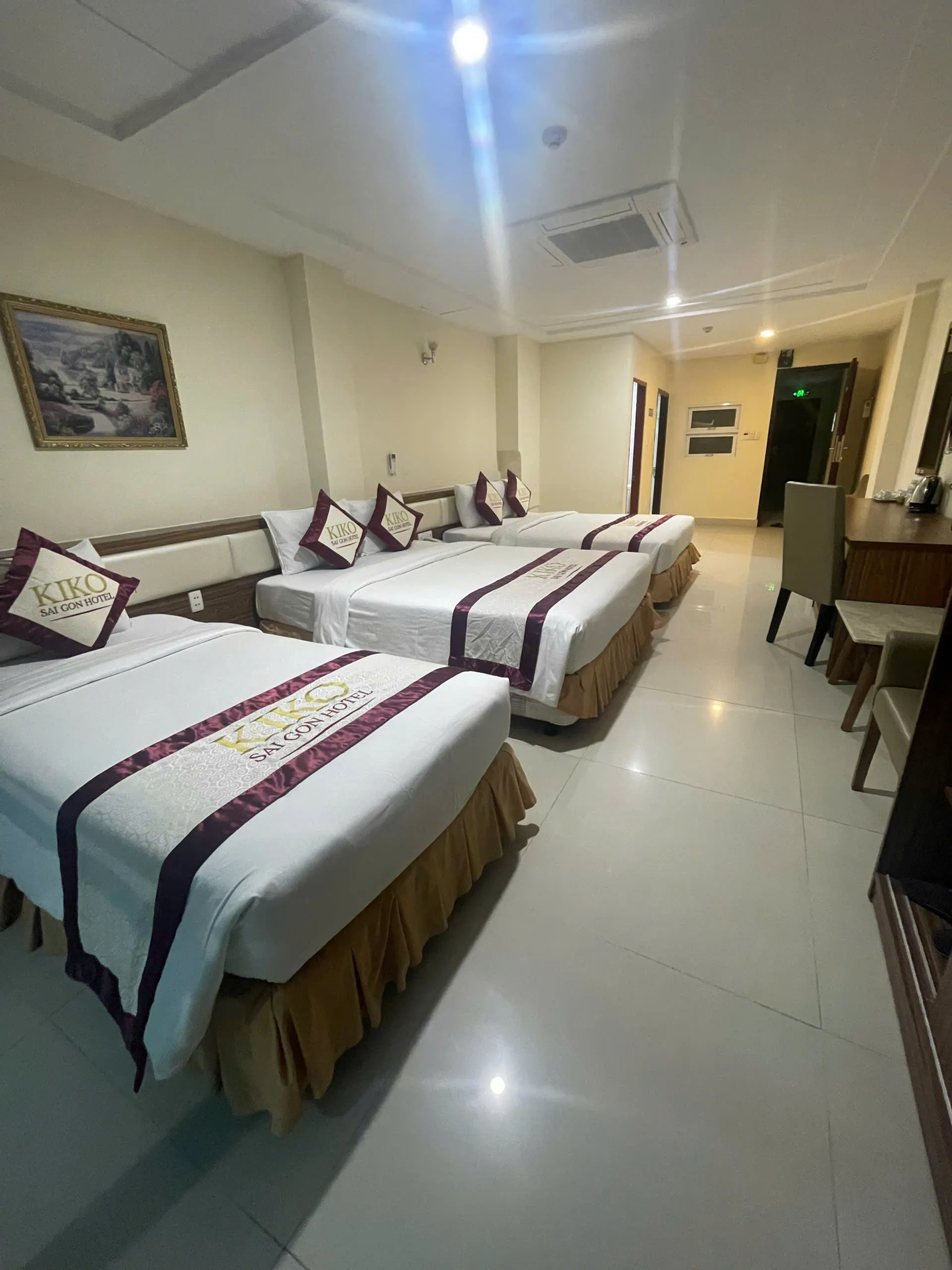 Kim Khoi Hotel Rooms Photos