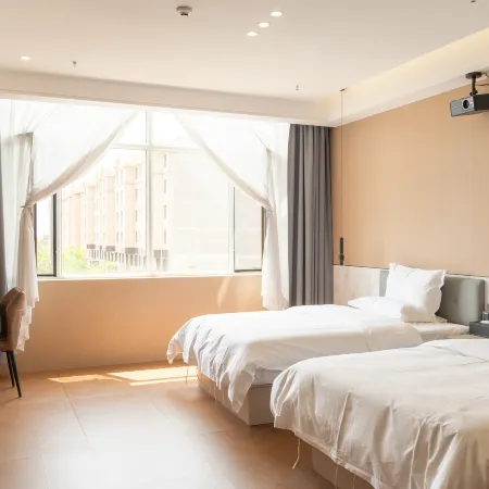 Quanji Hotel