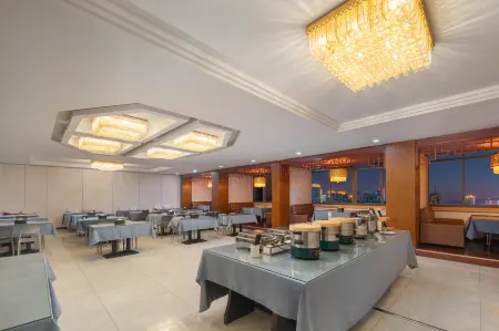 TOWO Shangpin Hotel (Changsha Hongxing Exhibition Desiqin City Square) Отели рядом с достопримечательностью «Hunan Science and Technology Museum»