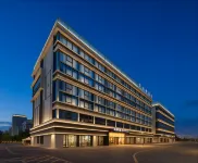 Runhao Haven Hotel(Chengdu Phoenix hill sports Park) Hotels in Phoenix Mountains Park/Dafeng Area