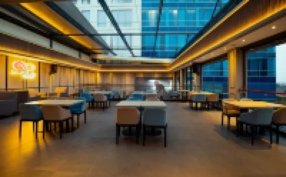 The Grand Platinum Jakarta