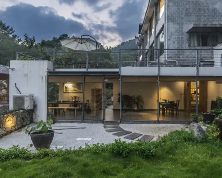 泰寧読隅山居・伴山禅隠 ヴィラ（李家巌禅寺） 泰寧のホテル