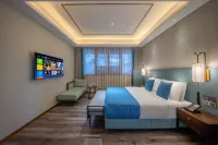 Kaifeng Millennium City Park Gulou Public Square | Yuhefu Classical Garden Resort Hotel
