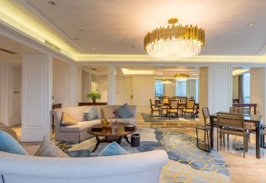 아우위 호텔 전경