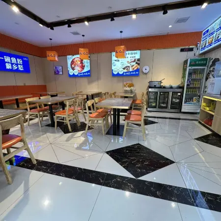 Chenzhou  Luyuan Hotel(Wuling Spuare citygovernment shop))