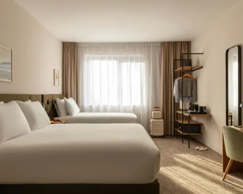 Hotel Middelland Rotterdam Отели рядом с достопримечательностью «Эмхавен»