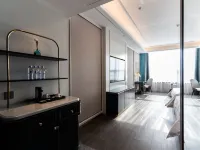 XANA Deluxe Hotel (Shenyang Xita Shifu Avenue Subway Station)