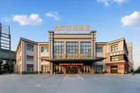 Royal Garden Hotel