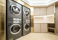 HanTing Hotel (Xi'an Xixian New Area Jinghe New Town Chongwen)