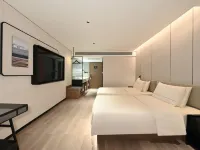 Nyingchi Motuo Lianhua Park Atour Hotel Hotels in Motuo