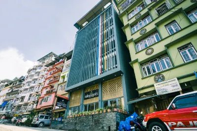 Sparrow Elements Boutique Near Mg Marg Hotel di 