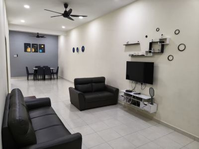 My Homestay Sitiawan Astronaut Space House 8 pax