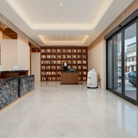 Maxi Hotel